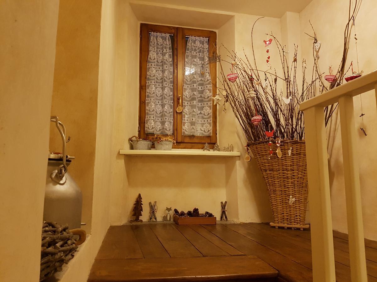 Casa Del Cirillo Appartement Ornica Buitenkant foto